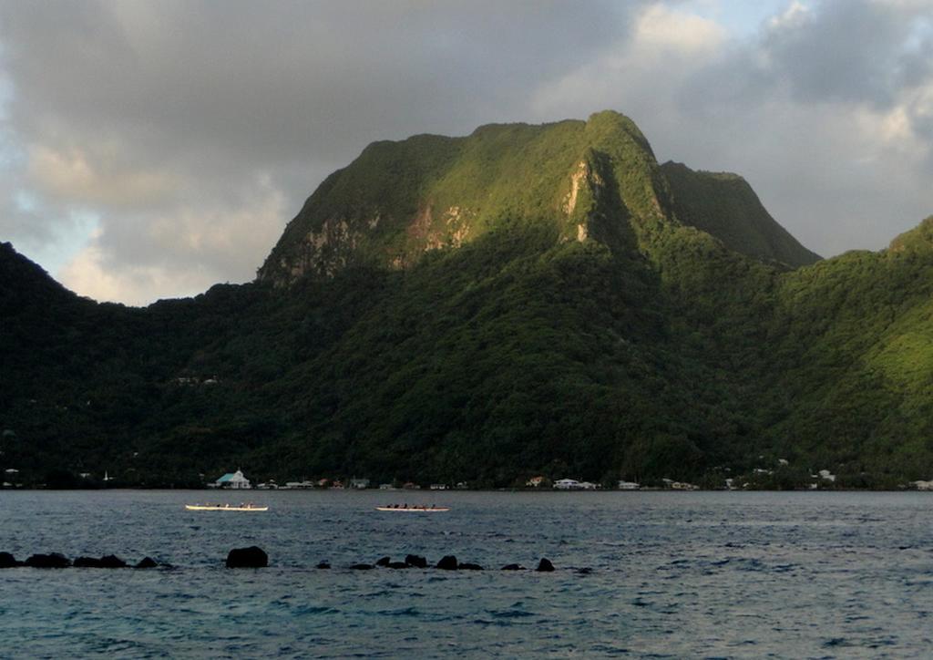 Sadie Thompson Inn Pago Pago Exteriör bild